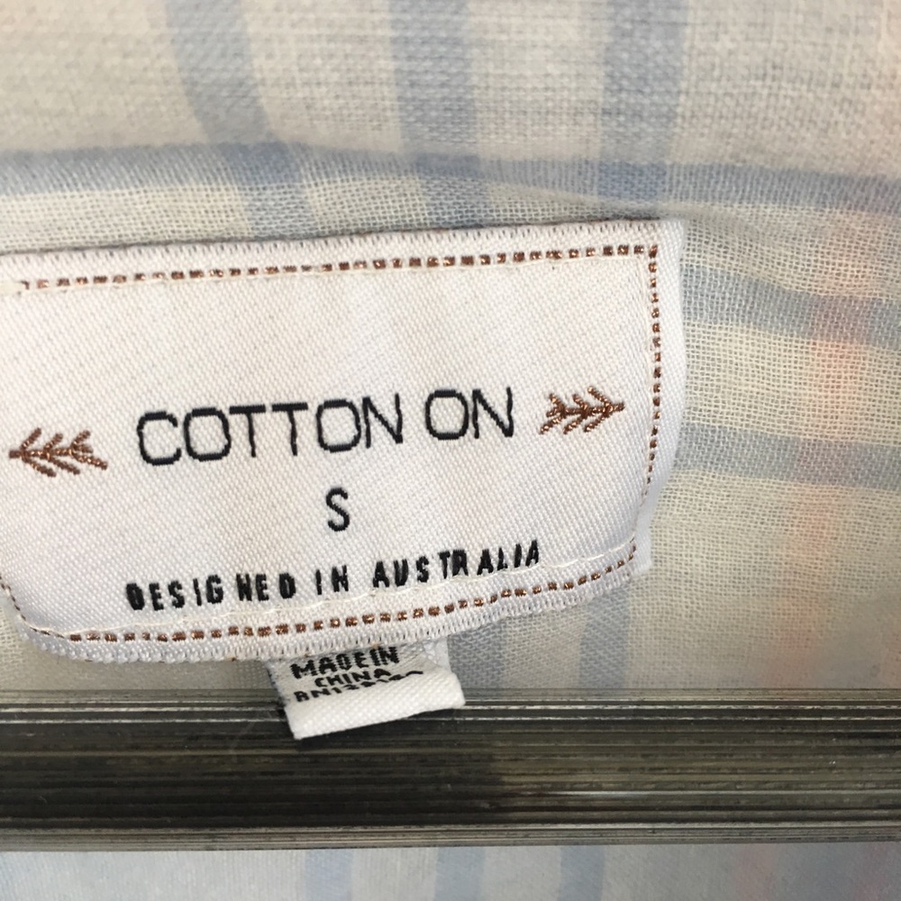 Button Down Top - Picture 2 of 3